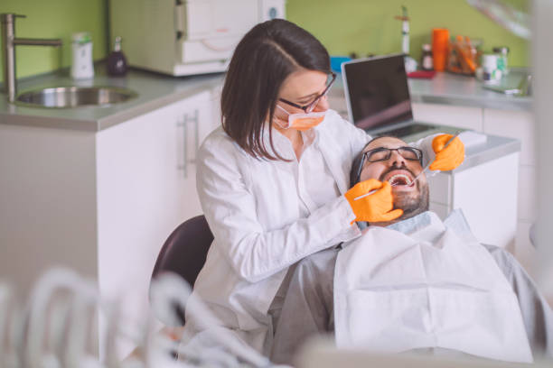 Best Emergency Dental Care for Broken or Chipped Teeth in Flint, MI